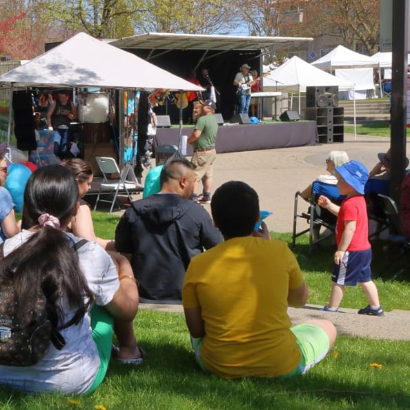 our bathroom & shower trailers come in various sizes with multiple restroom stalls to accommodate different groups